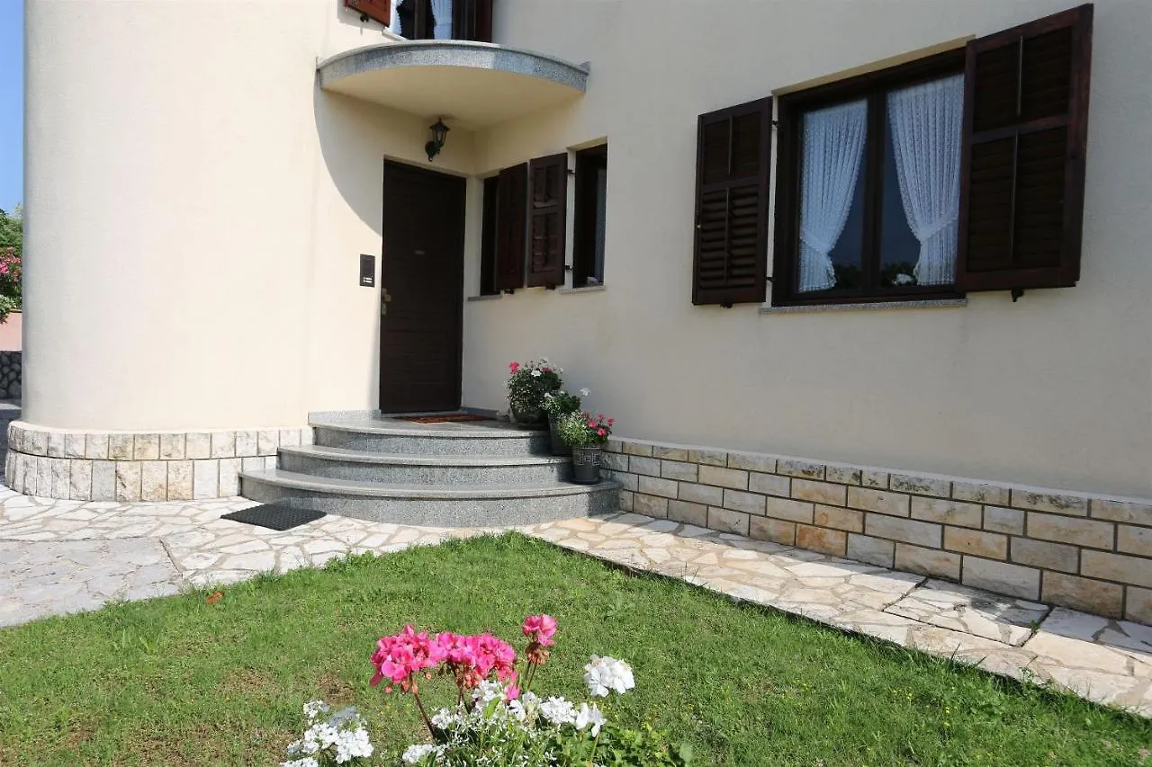 Apartment Drpic I Silo